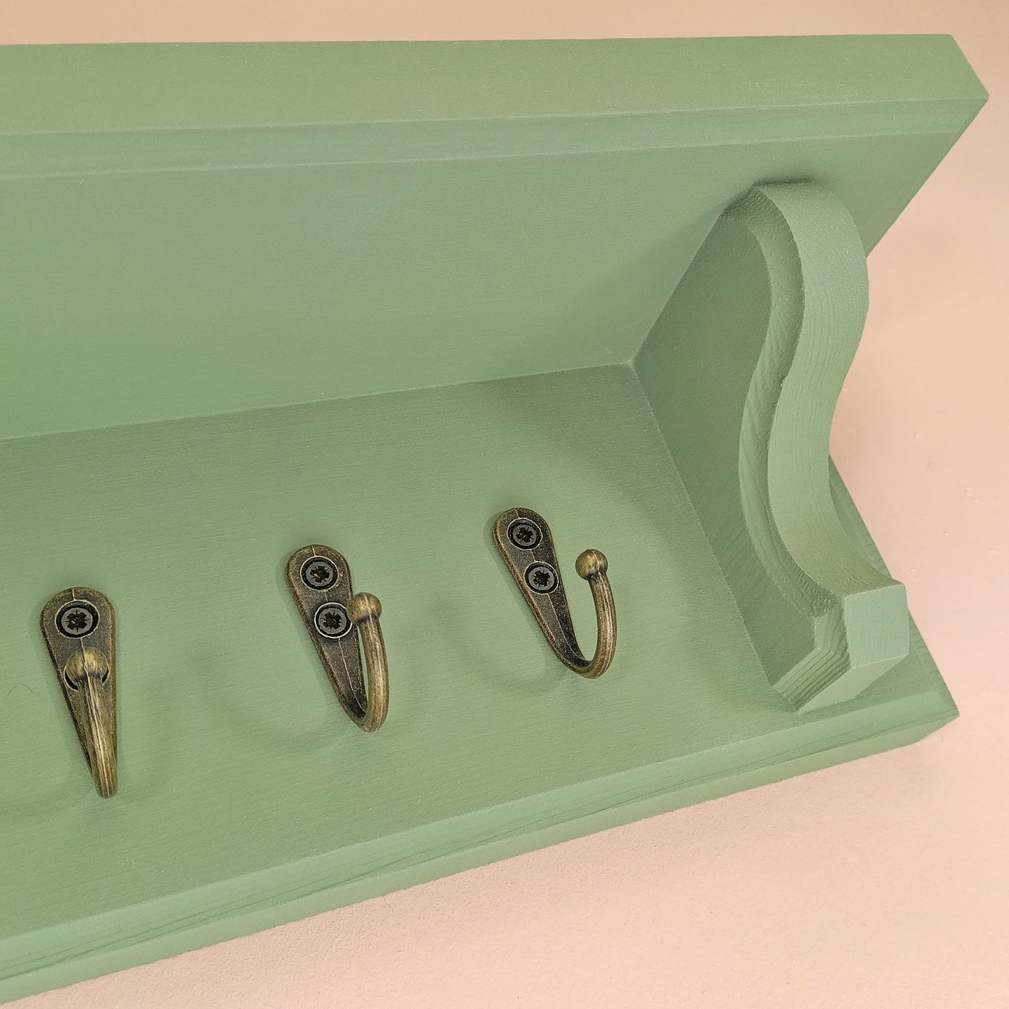 Floating Key Rack with Shelf – Sage Green Finish – Hidden Fixings | Made to Order